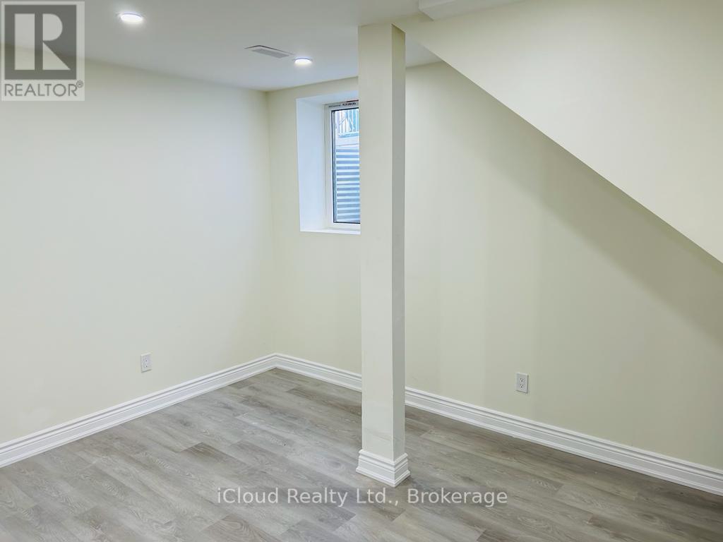 Basement Unit - 35 Brixham Lane, Brampton, Ontario  L7A 5K2 - Photo 3 - W13879176