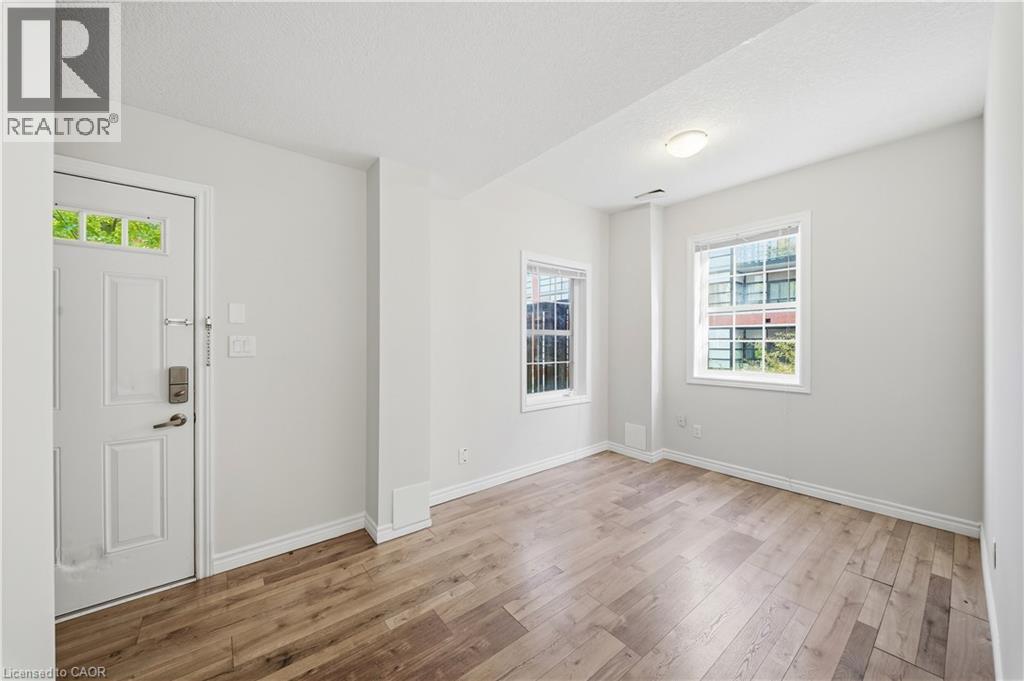 2 Whitehaven Lane, Kitchener, Ontario  N2H 0B3 - Photo 5 - 40866607