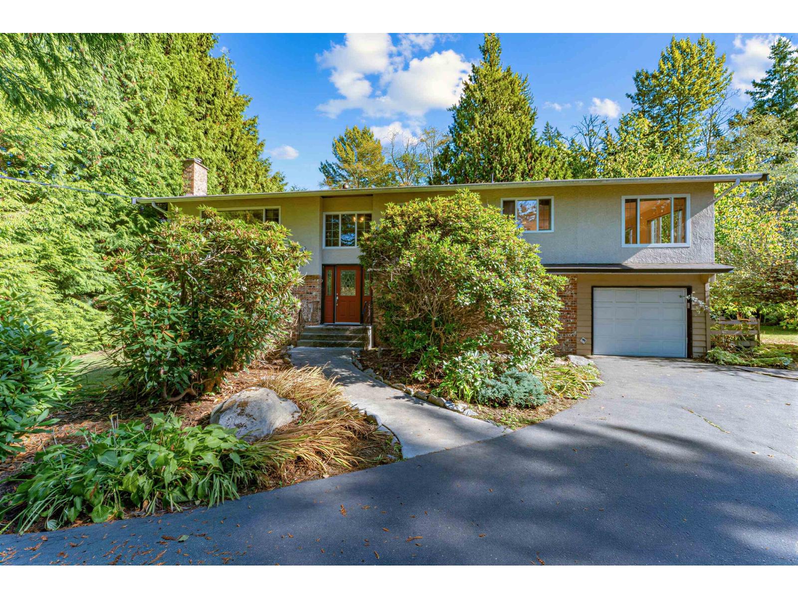 2244 171 STREET Surrey British Columbia Canada V3Z9X6 3