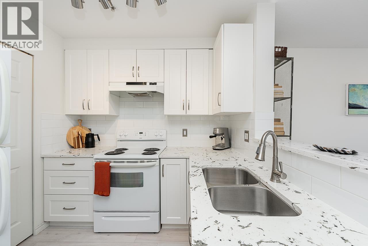 409 1688 E 4th Avenue, Vancouver, British Columbia V5N 1J8 - Photo 9 - R3171106