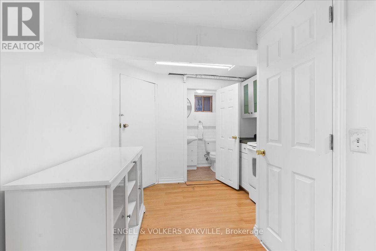 351 Renforth Drive, Toronto, Ontario  M9C 2L8 - Photo 32 - W13874608