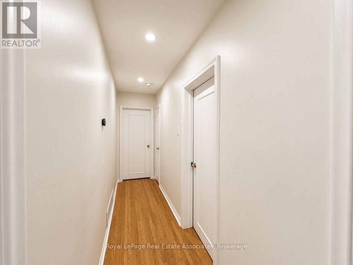 Upper - 10 Elizabeth Street, Halton Hills, Ontario  L7G 3K2 - Photo 7 - W13879188