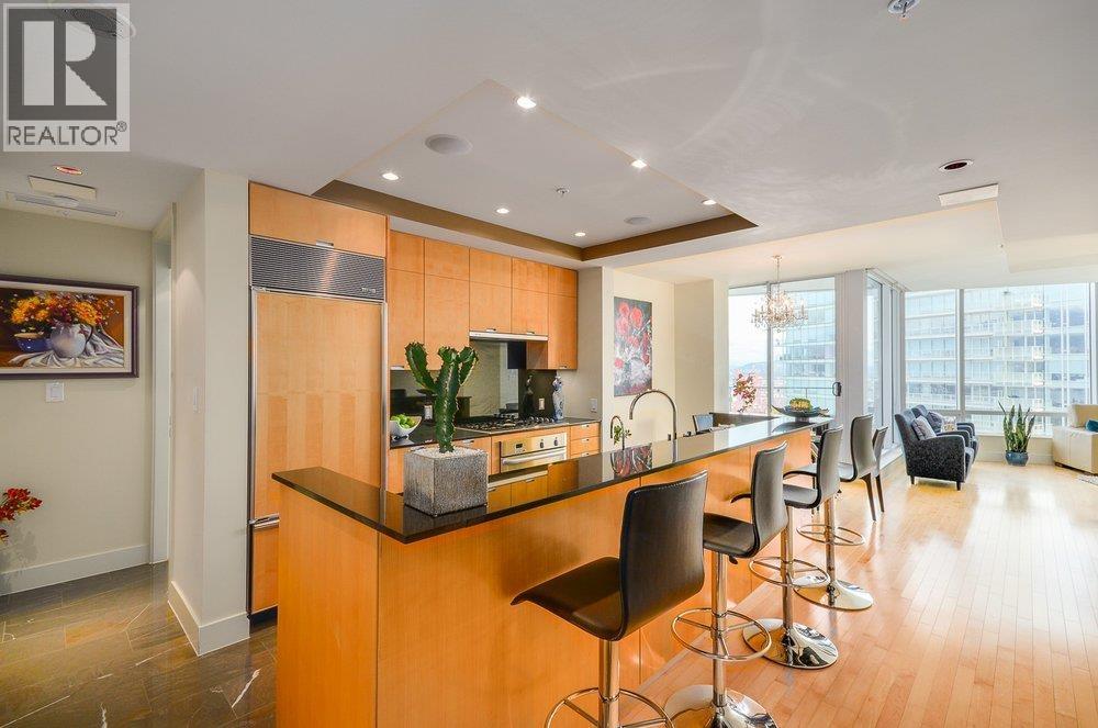 3304 1077 W CORDOVA STREET