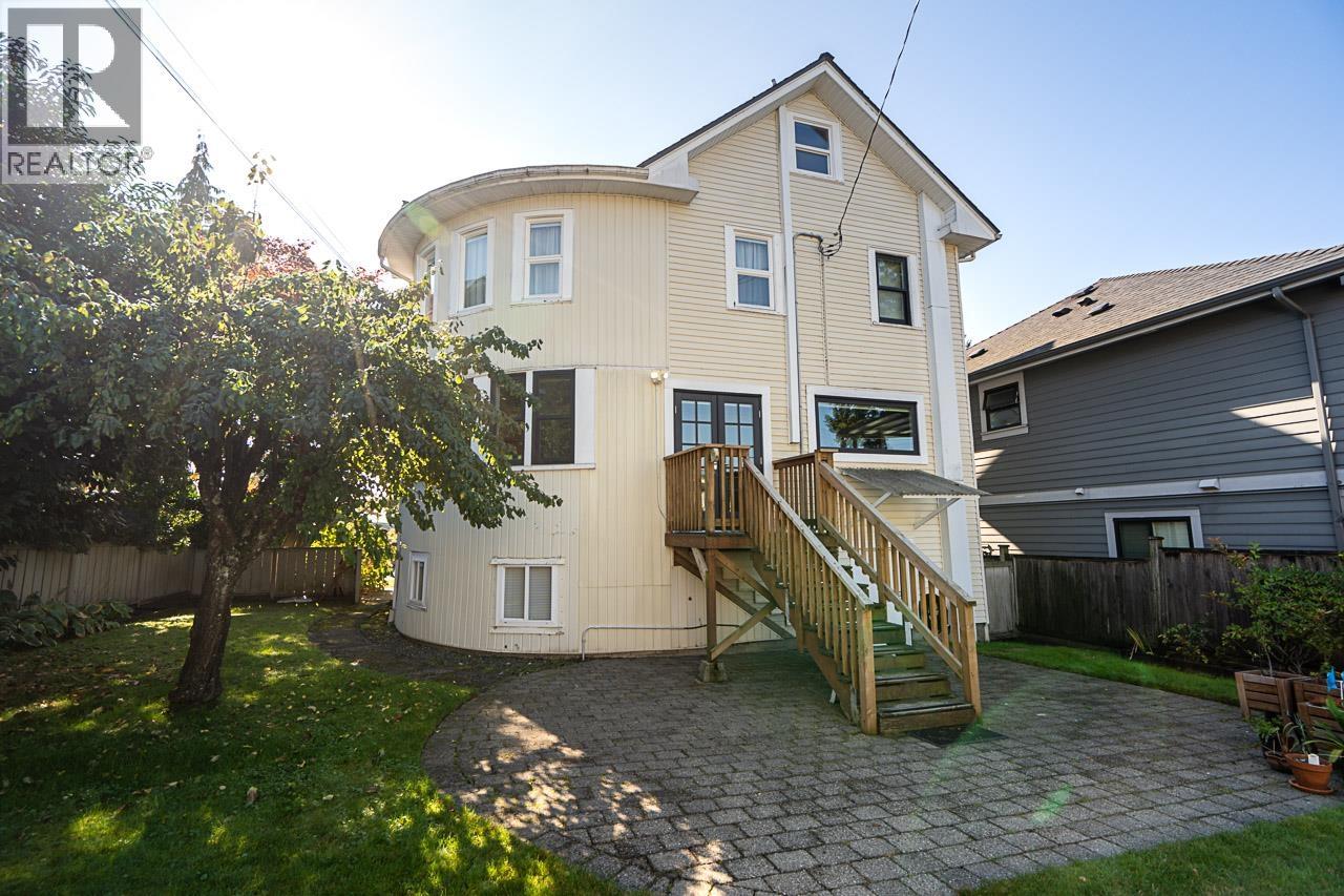416 W 6TH STREET