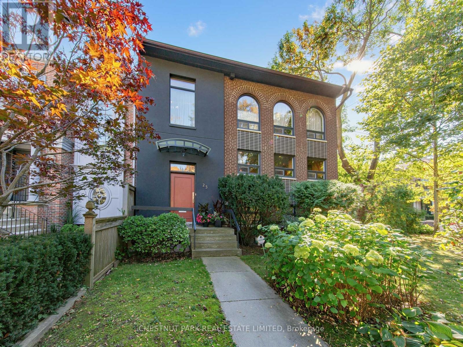 25 CLARENDON AVENUE, toronto (casa loma), Ontario