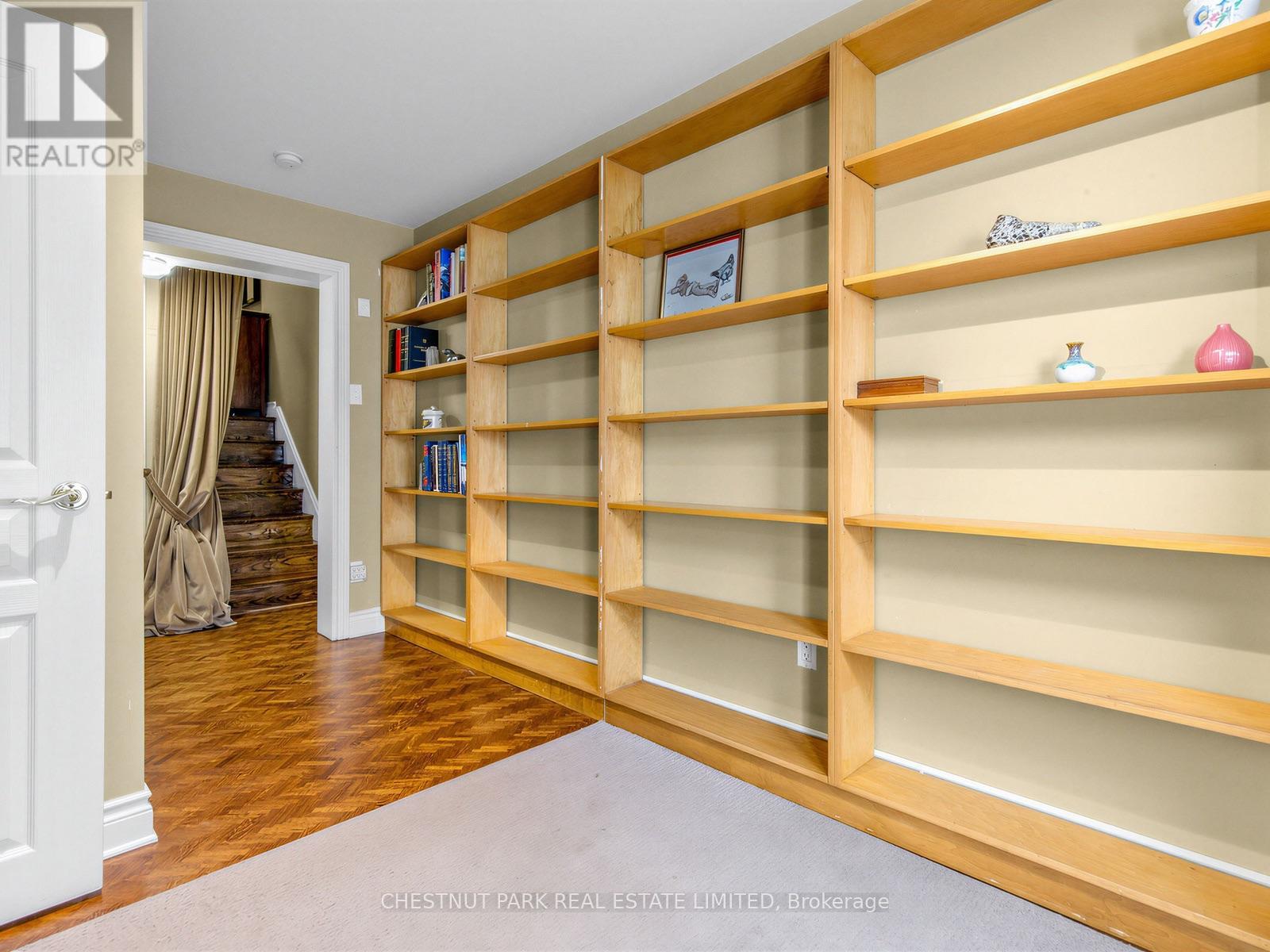 25 Clarendon Avenue, Toronto (Casa Loma), Ontario  M4V 1H8 - Photo 28 - C13879230