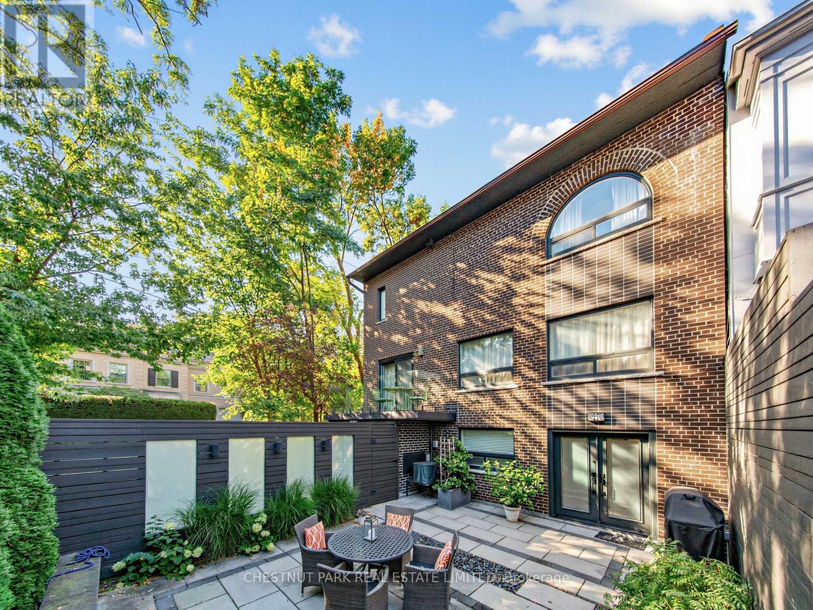 25 Clarendon Avenue, Toronto (Casa Loma), Ontario  M4V 1H8 - Photo 38 - C13879230