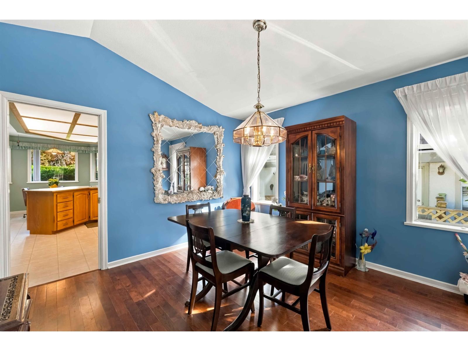 10536 Birchtree Grove, Surrey, British Columbia  V4N 1V7 - Photo 9 - R3170571