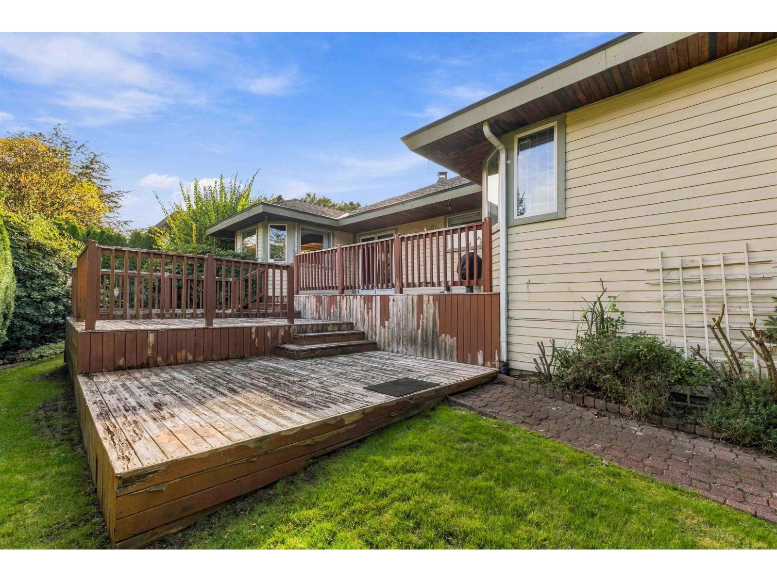 10536 Birchtree Grove, Surrey, British Columbia  V4N 1V7 - Photo 36 - R3170571