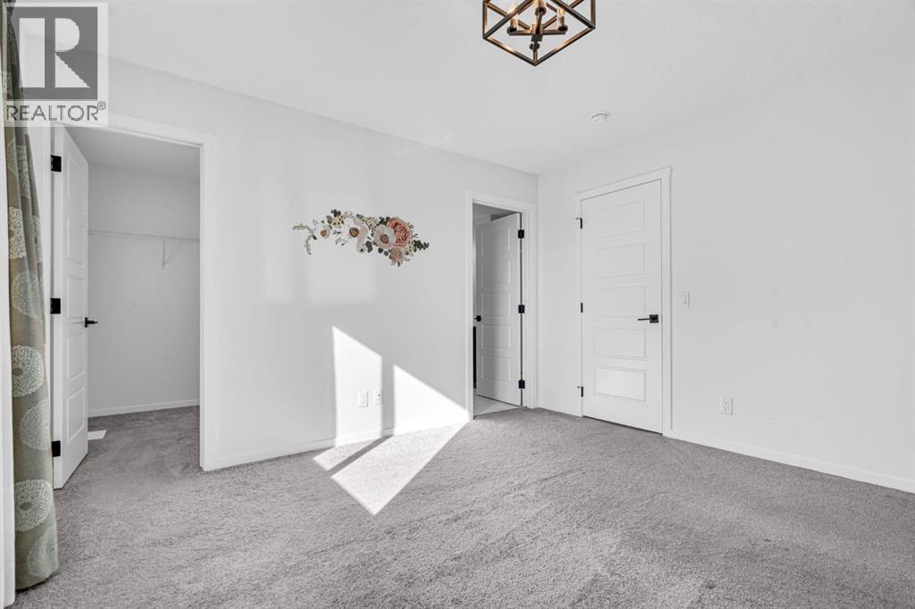 91 Walcrest Way SE
