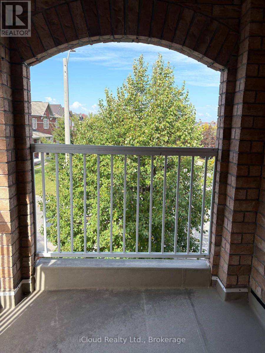 539 Coach Drive, Mississauga, Ontario  L5R 0C4 - Photo 11 - W13874090