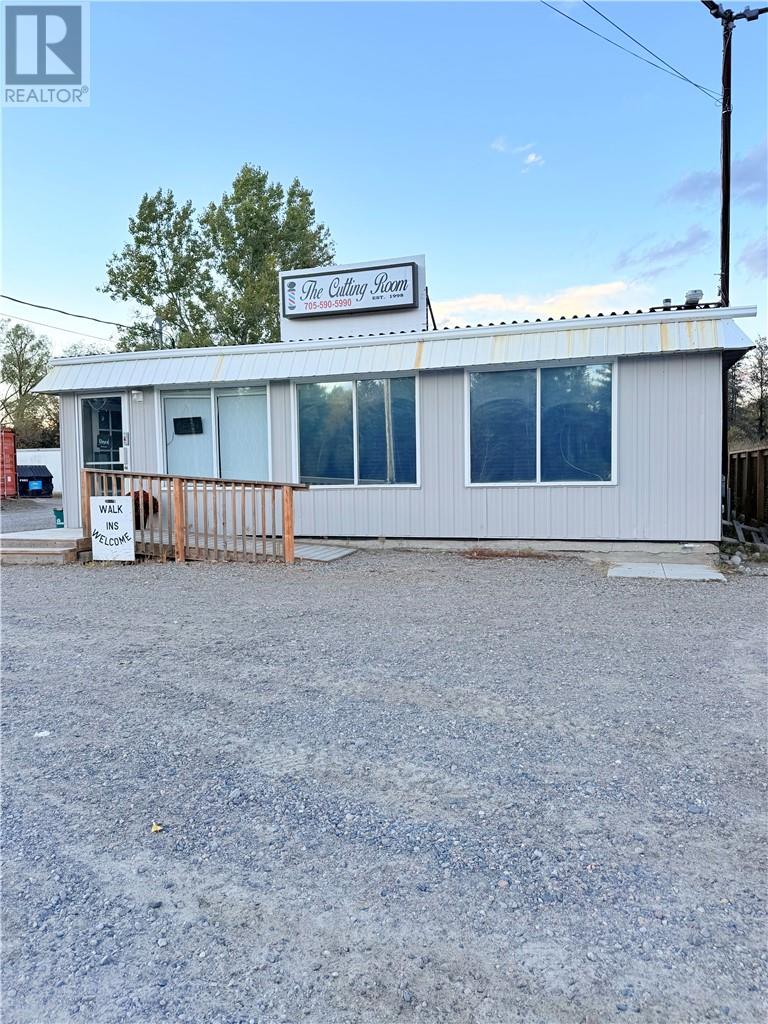 90 Main, Dowling, Ontario  P0M 1R0 - Photo 3 - 2130868