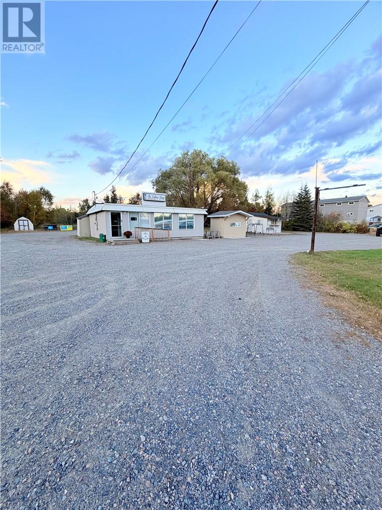 90 Main, Dowling, Ontario  P0M 1R0 - Photo 4 - 2130868