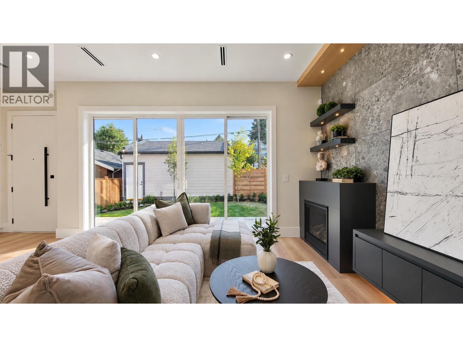 2 746 E 12th Avenue, Vancouver, British Columbia  V5T 2H9 - Photo 8 - R3173223