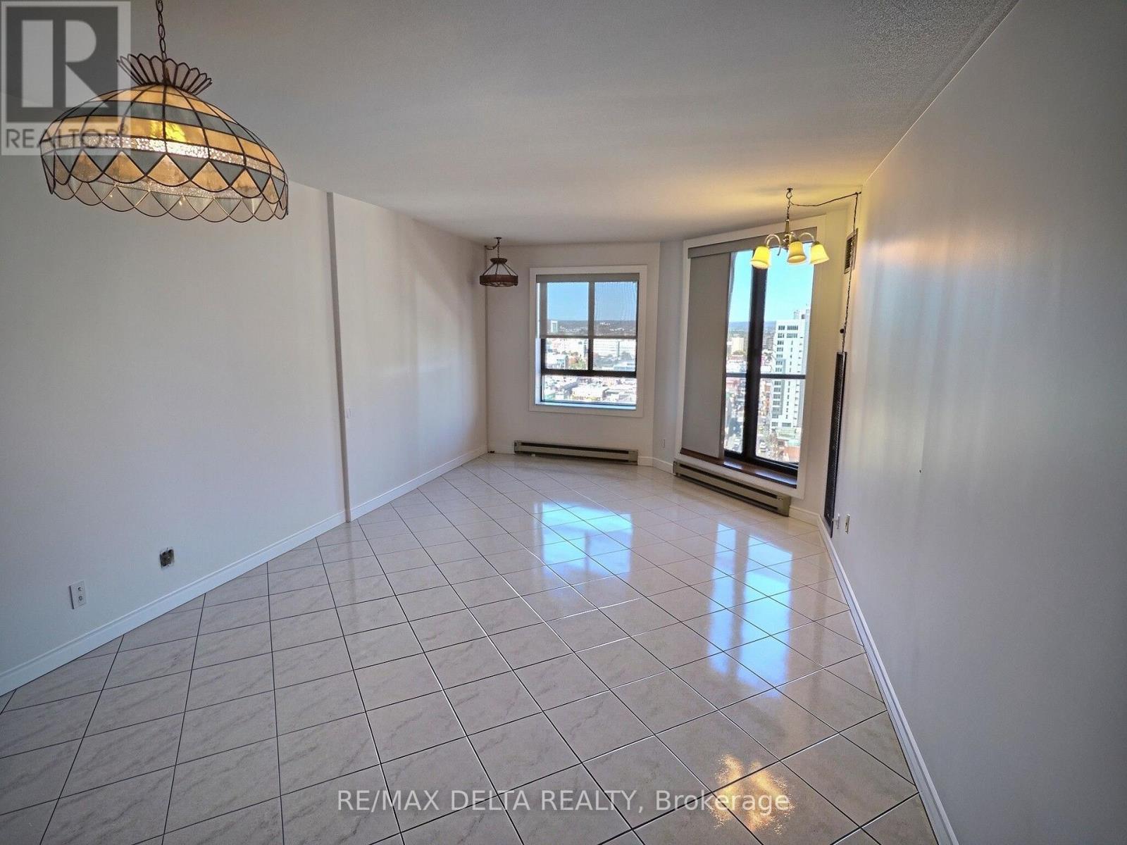 1905 - 130 Besserer Street, Ottawa, Ontario  K1N 9M9 - Photo 4 - X13879248