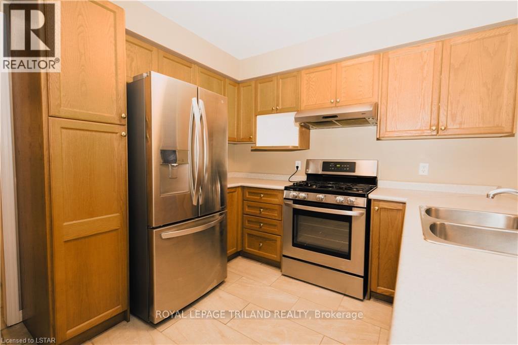 905 Redoak Avenue, London North, Ontario  N6H 5R6 - Photo 7 - X13879242