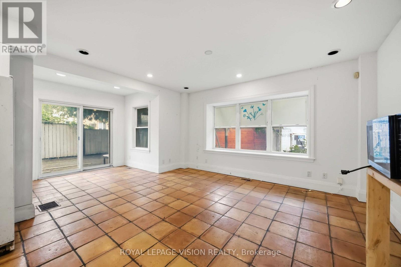 9 East Road, Toronto, Ontario  M1N 1Z9 - Photo 11 - E13863908