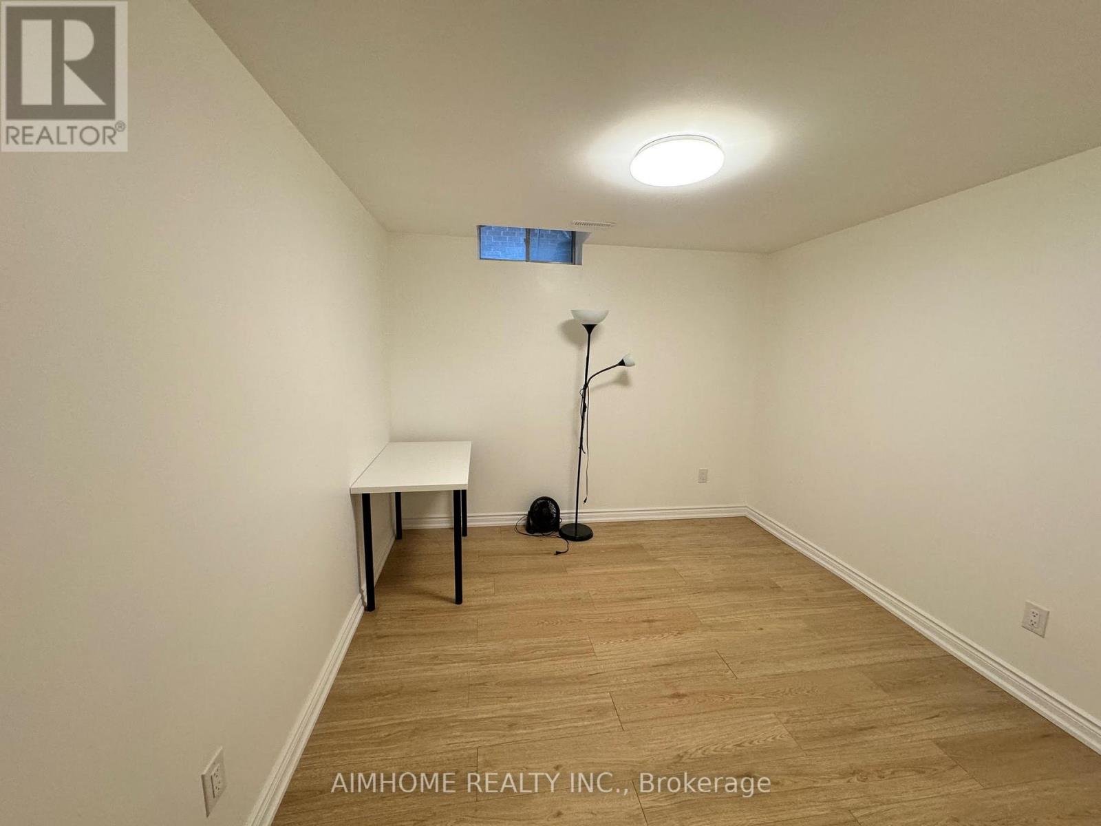 Bsmt 56 Crystal Drive, Richmond Hill, Ontario  L4C 7Y3 - Photo 8 - N13879270
