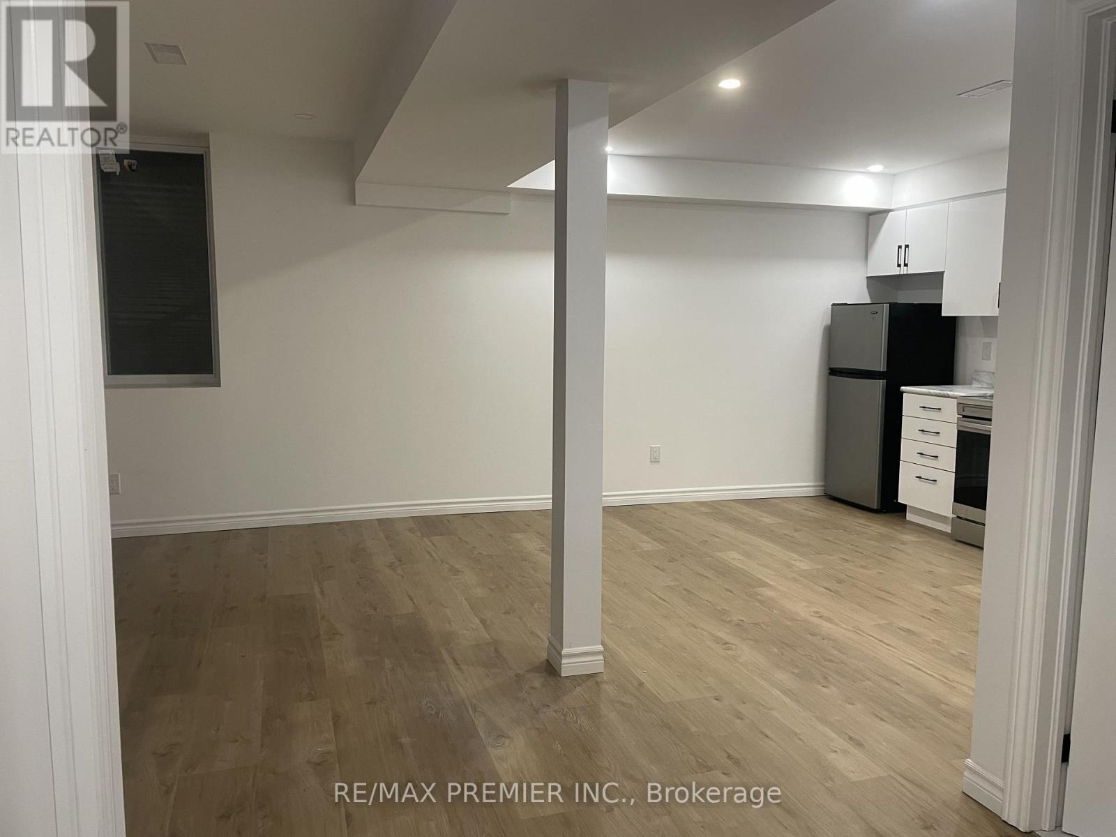 42 Education Road, Brampton, Ontario  L6P 3R7 - Photo 3 - W13879260