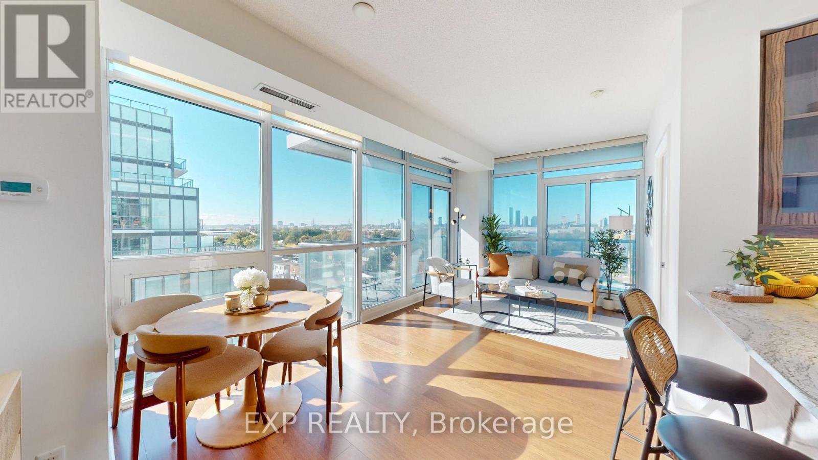 808 - 1185 THE QUEENSWAY WAY, Toronto, Ontario