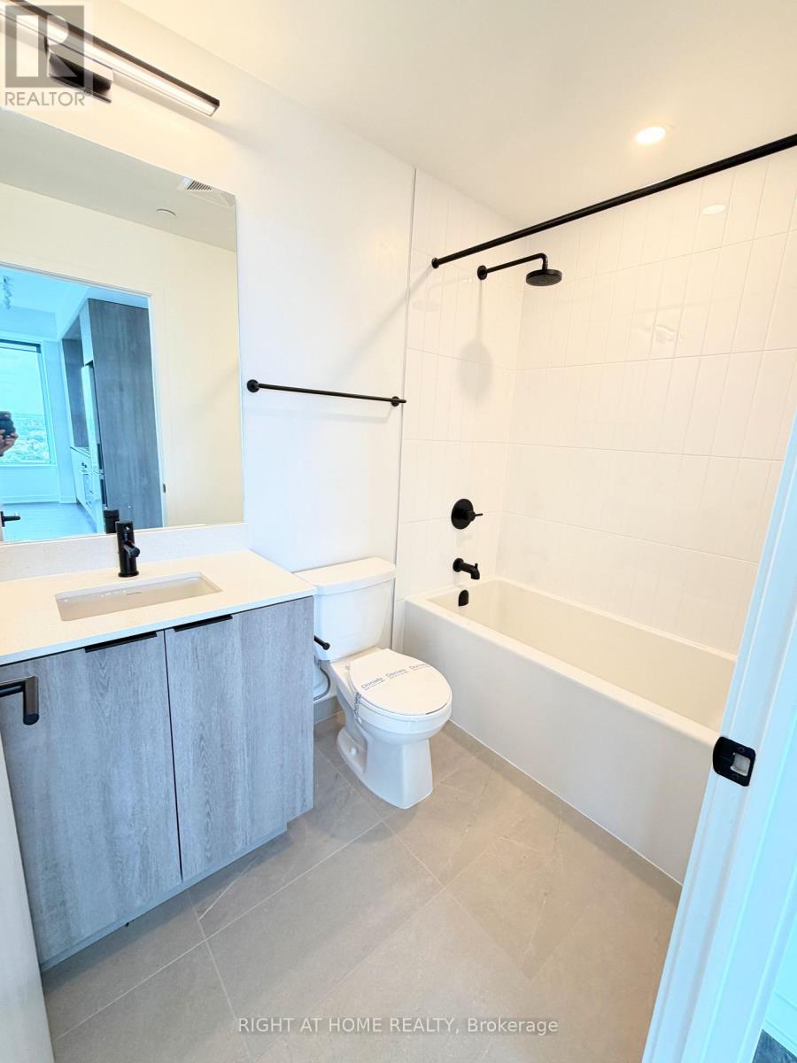 1011 - 2495 Eglinton Avenue W, Mississauga, Ontario  L5M 2T2 - Photo 14 - W13879266