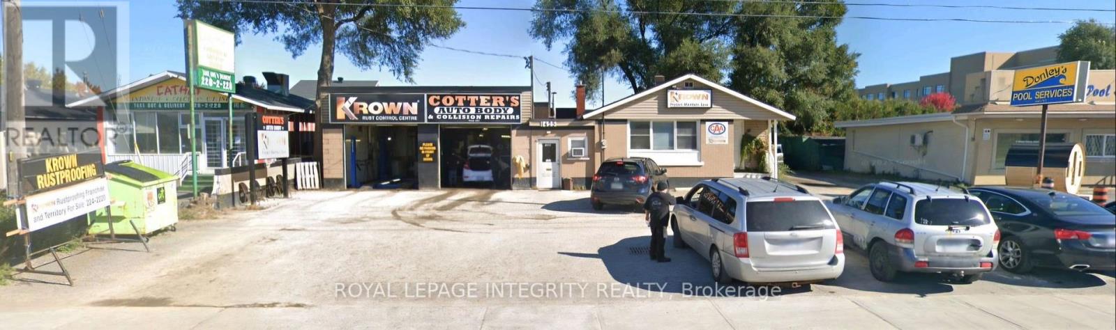 1425 WOODROFFE AVENUE, Ottawa, Ontario