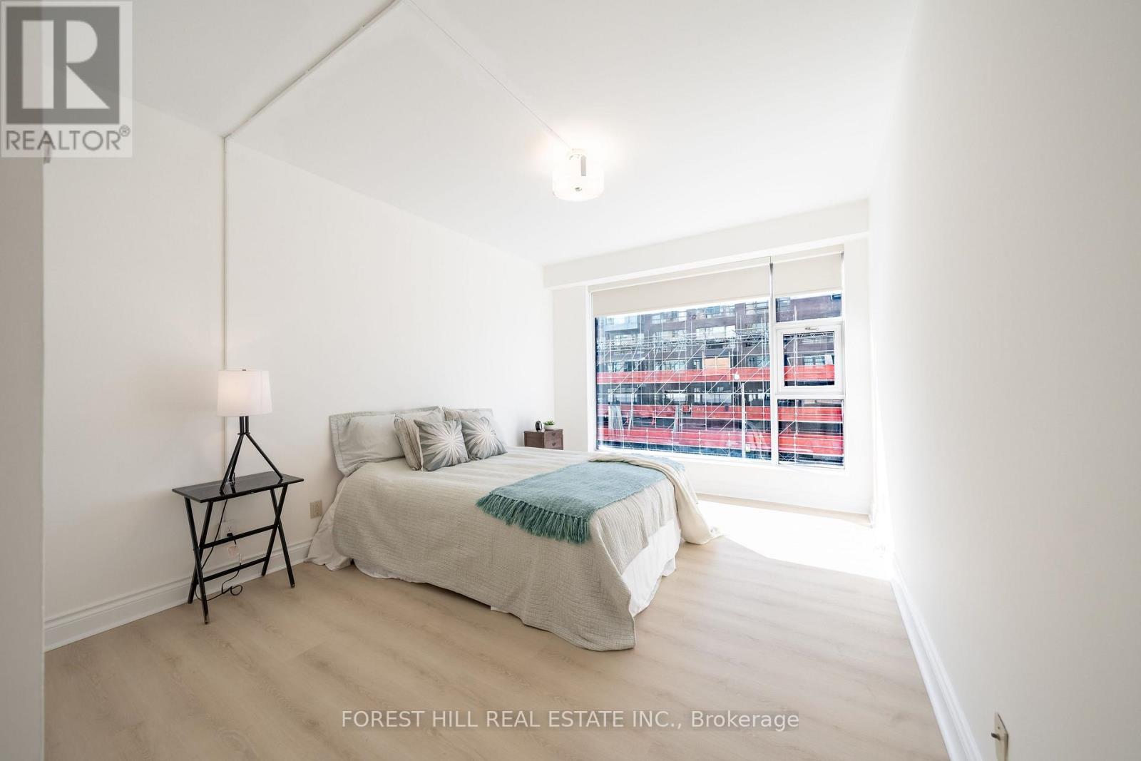 215 - 77 Avenue Road, Toronto, Ontario  M5R 3R8 - Photo 33 - C13878912
