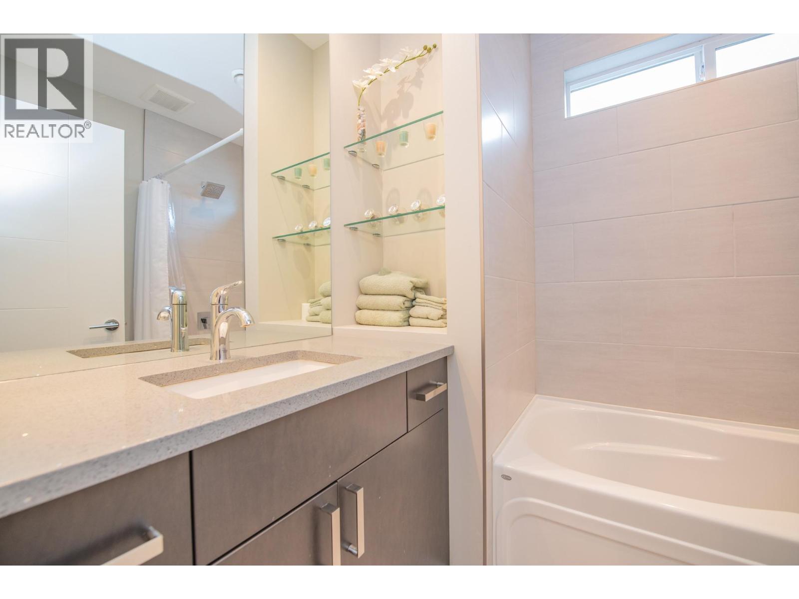 964 Mt Ida Drive, Vernon, British Columbia  V1B 4C3 - Photo 42 - 10402773