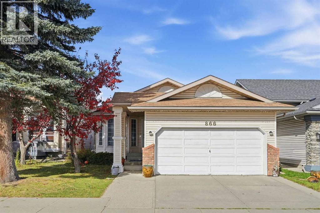 866 Applewood Drive SE, Calgary, Alberta