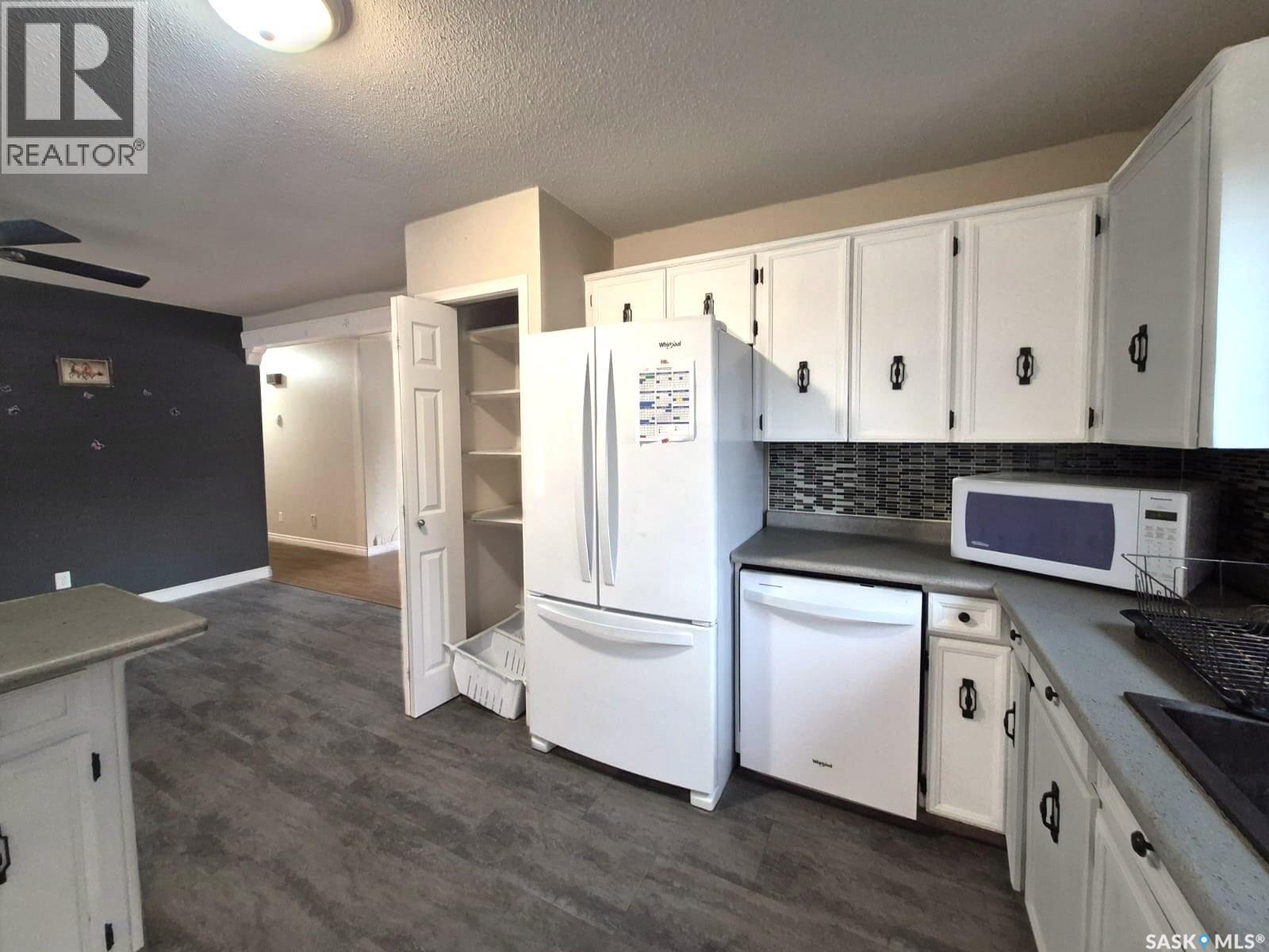 64 Clarewood Crescent, Yorkton, Saskatchewan  S3N 2V2 - Photo 10 - SK050005