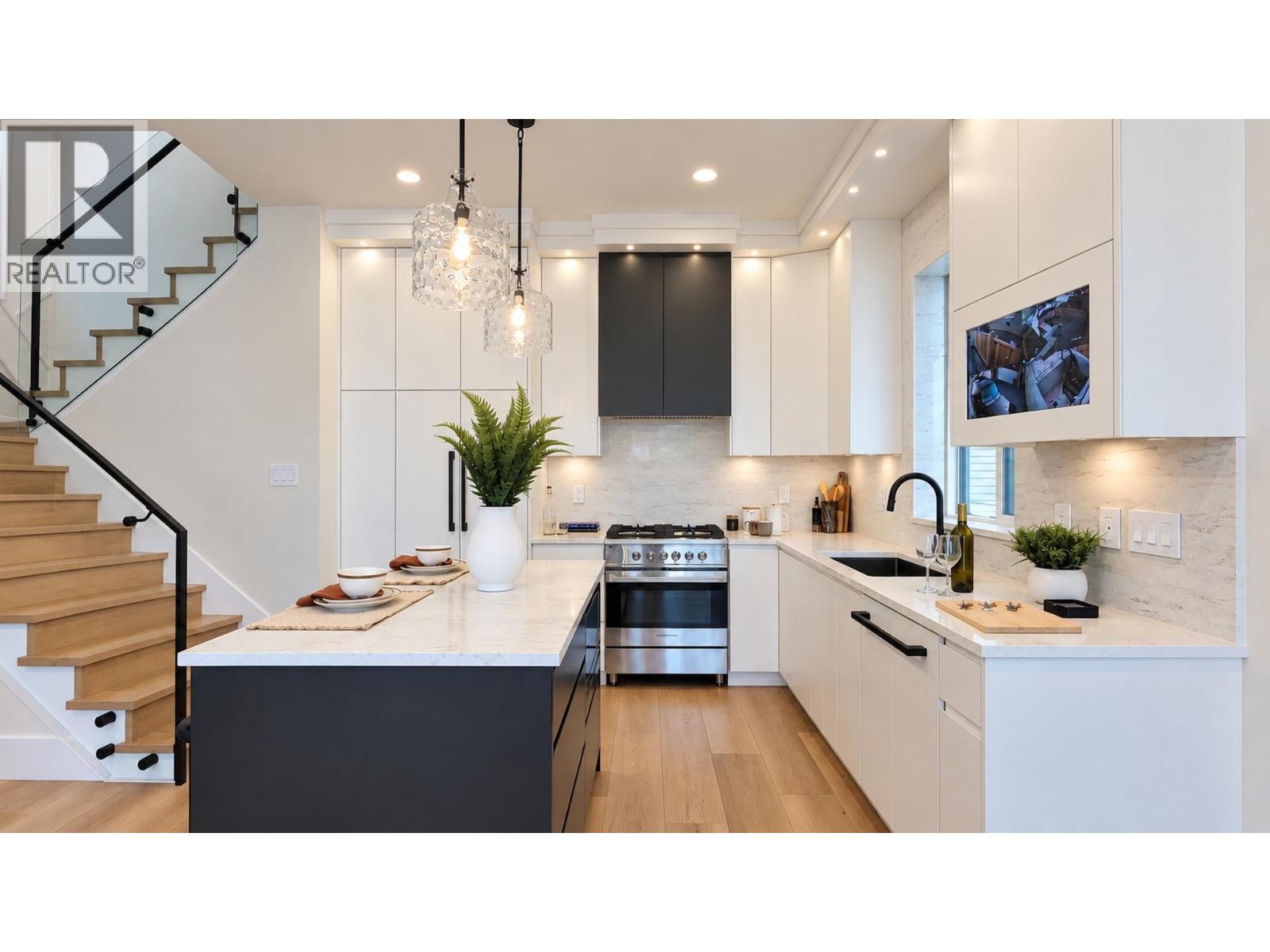 1 746 E 12th Avenue, Vancouver, British Columbia  V5T 2H9 - Photo 11 - R3173203