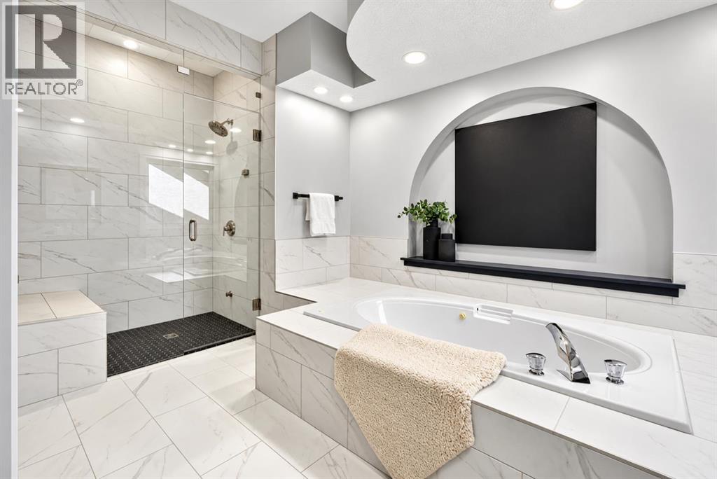 83 Discovery Ridge Boulevard SW, Calgary, Alberta  T2H 4Y2 - Photo 41 - A2350983