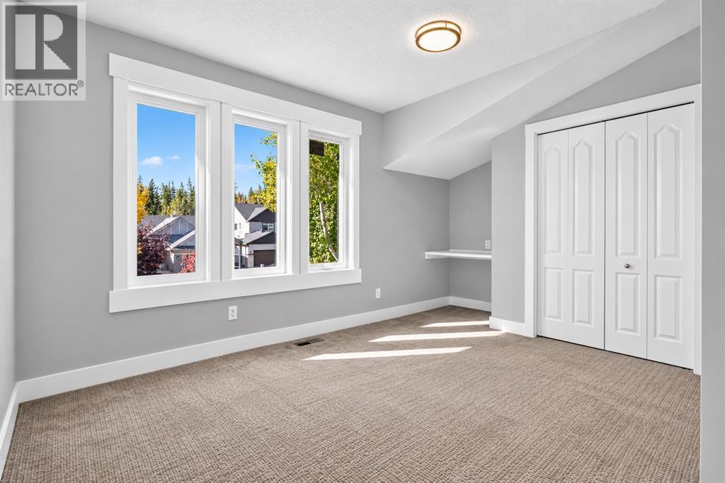 83 Discovery Ridge Boulevard SW, Calgary, Alberta  T2H 4Y2 - Photo 33 - A2350983