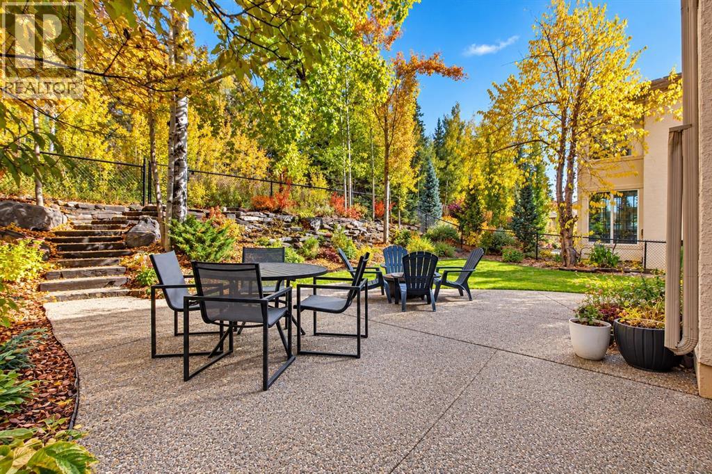 83 Discovery Ridge Boulevard SW, Calgary, Alberta  T2H 4Y2 - Photo 48 - A2350983
