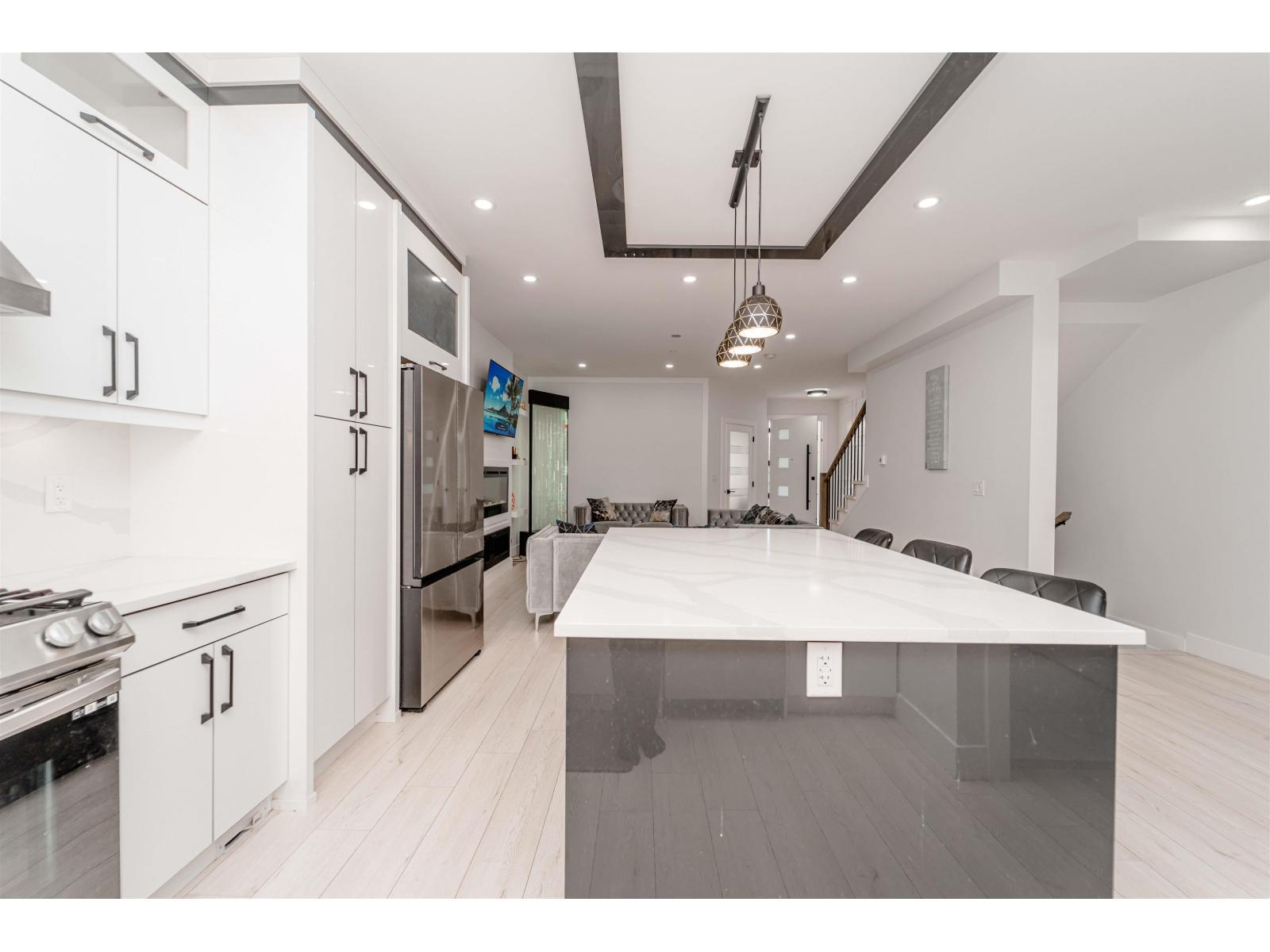 33227 5 Avenue, Mission, British Columbia  V2V 1V9 - Photo 9 - R3173063