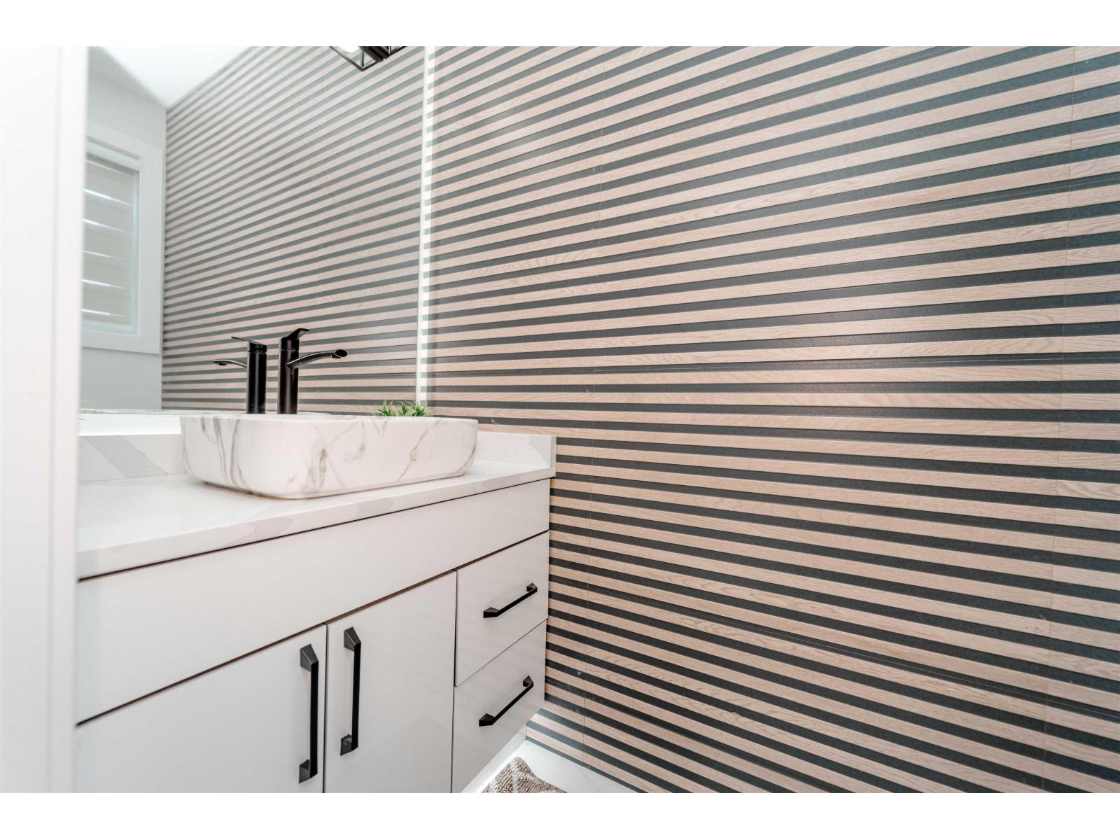 33227 5 Avenue, Mission, British Columbia  V2V 1V9 - Photo 13 - R3173063