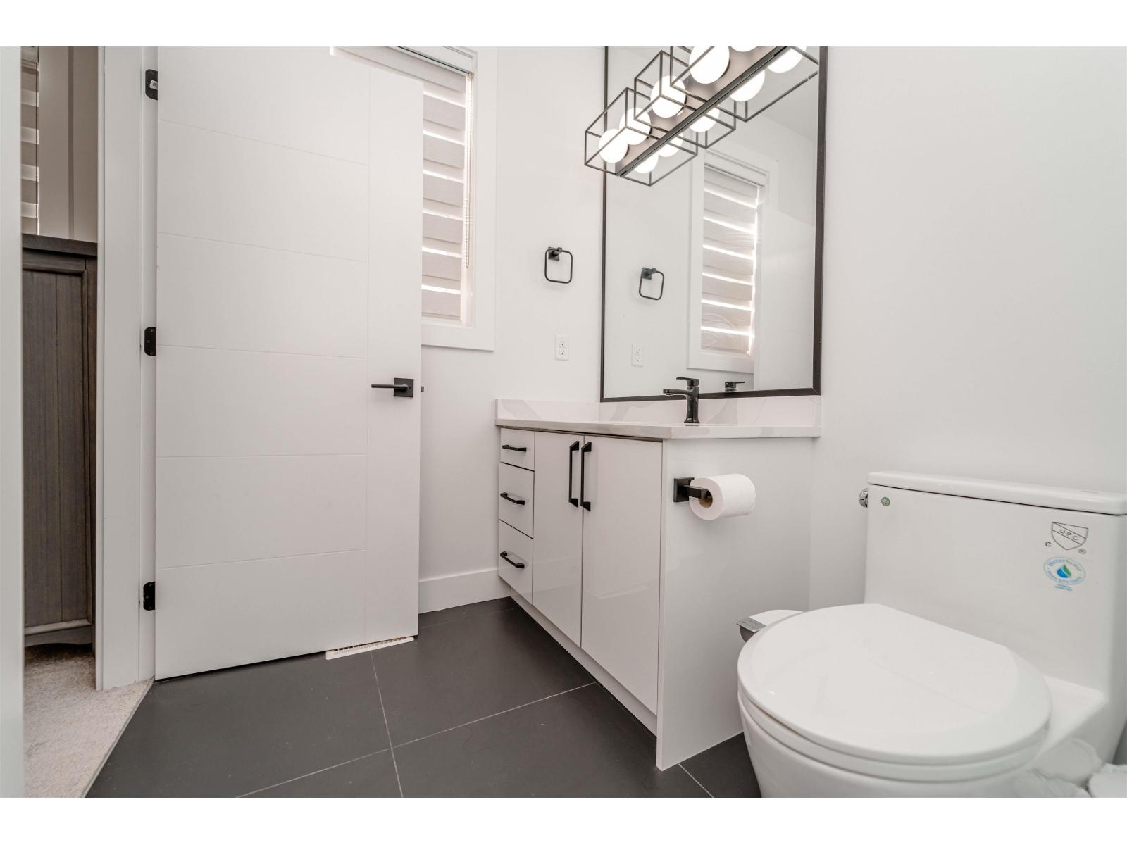 33227 5 Avenue, Mission, British Columbia  V2V 1V9 - Photo 16 - R3173063