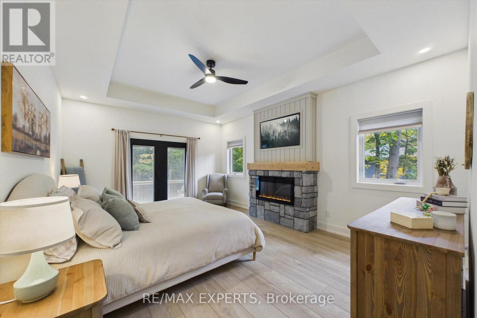 1072 Xavier Street, Gravenhurst, Ontario  P0E 1G0 - Photo 4 - X13873748