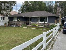 272 YONGE STREET, Burk's Falls, Ontario