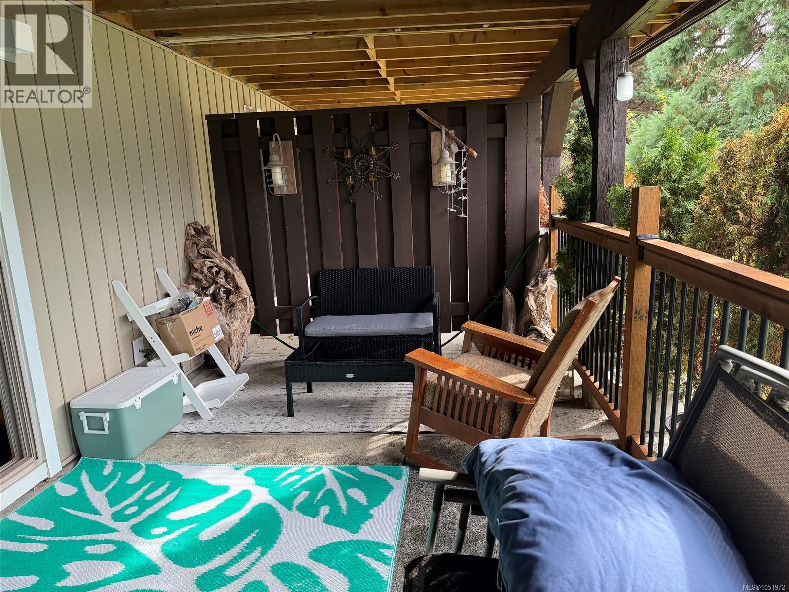 202 Haida Ave