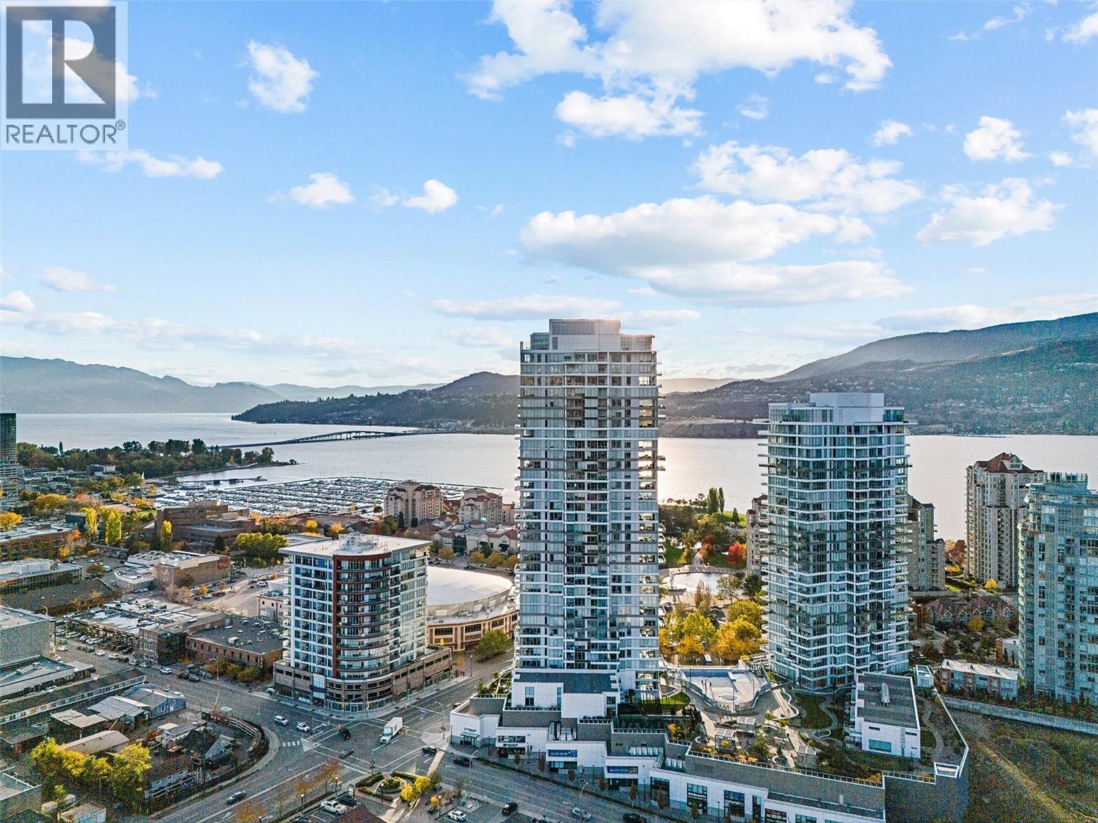 1181 Sunset Drive Unit# 807 Kelowna British Columbia Canada V1Y0J5 2