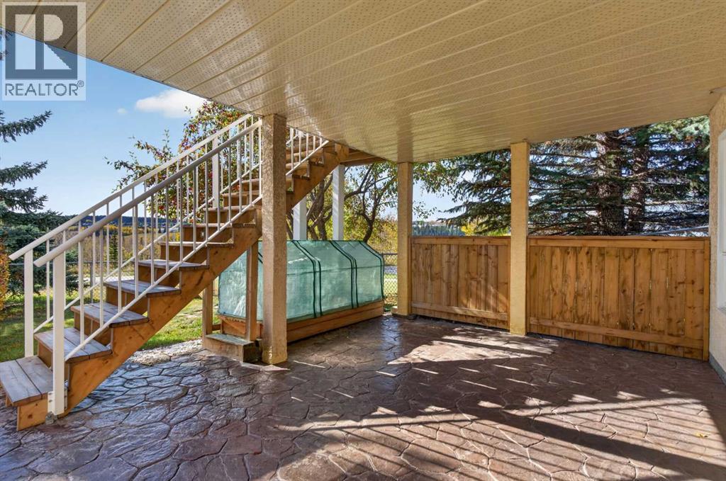 38 West Mitford Crescent