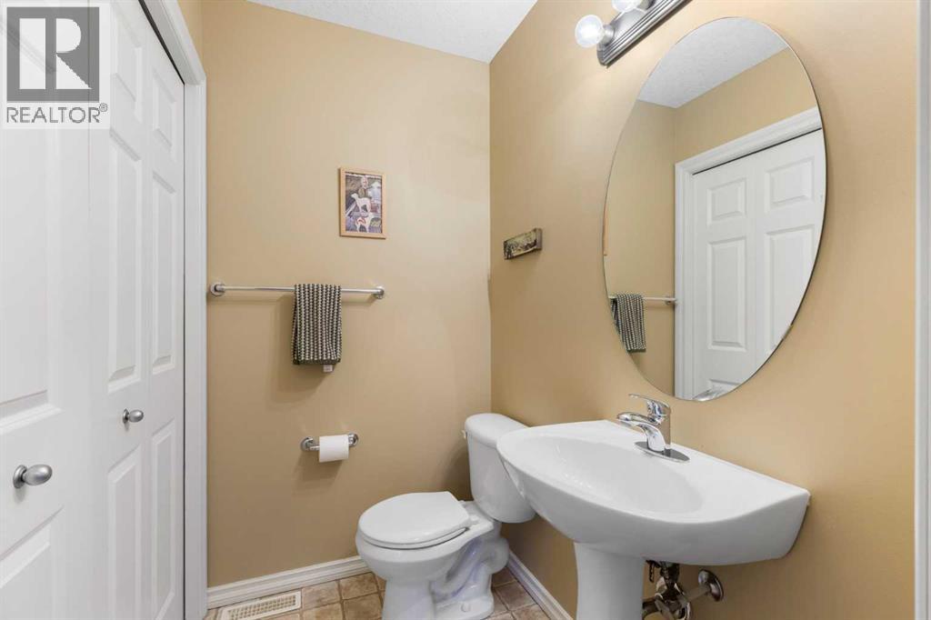 11 Royal Crest Court Nw, Calgary, Alberta T3G 5W3 - Photo 14 - A2350656