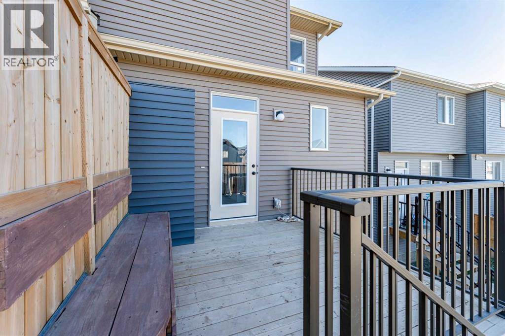 452 Tekarra Drive NW