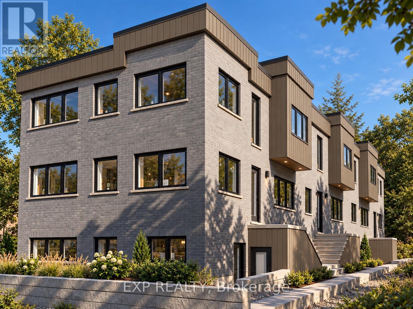 4 - 36 ELLIOT STREET, Cambridge, Ontario