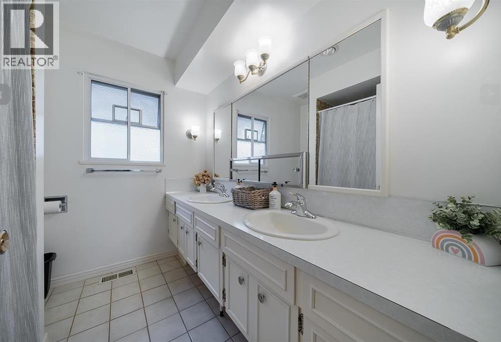 2349 Rosedale Dr, Vancouver, British Columbia  V5P 2R2 - Photo 8 - R3152340