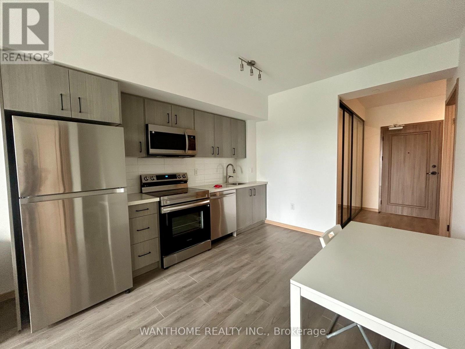 615 - 3429 Sheppard Avenue E, Toronto, Ontario M1T 3K5 - Photo 3 - E13879352