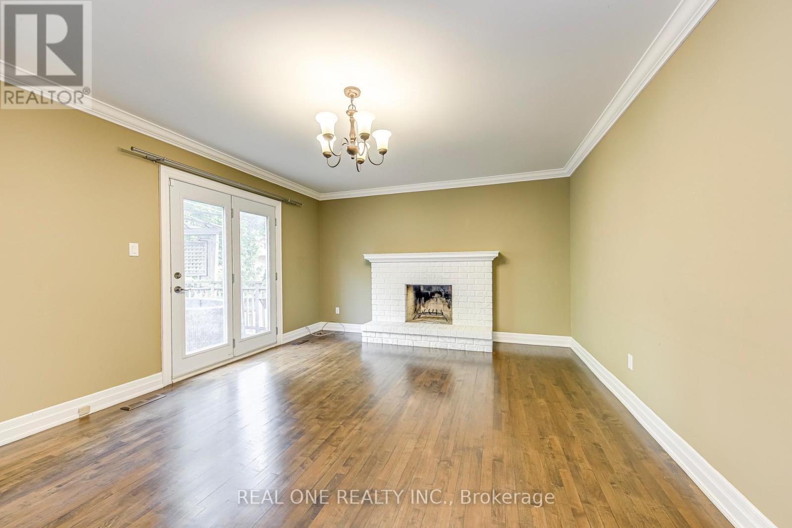 1236 Woodview Drive, Oakville, Ontario  L6M 2M4 - Photo 16 - W13879366