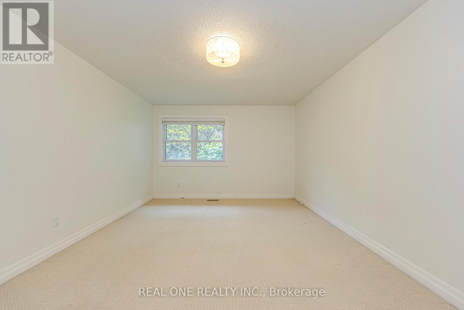1236 Woodview Drive, Oakville, Ontario  L6M 2M4 - Photo 24 - W13879366