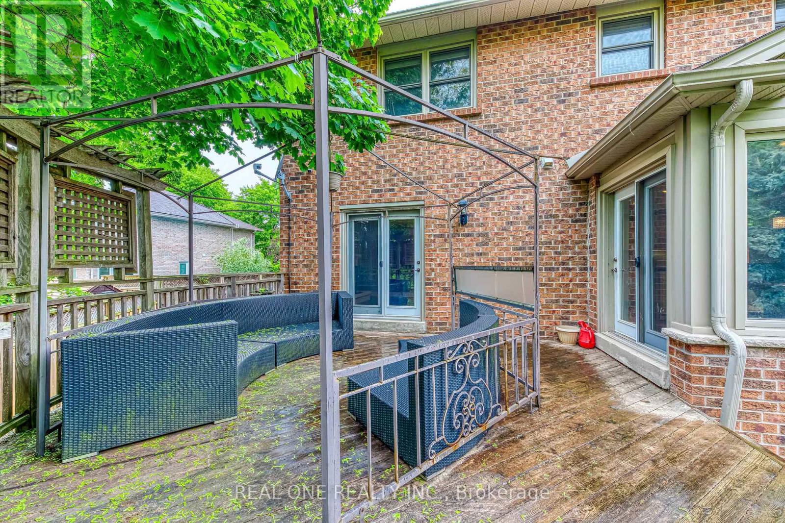 1236 Woodview Drive, Oakville, Ontario  L6M 2M4 - Photo 37 - W13879366